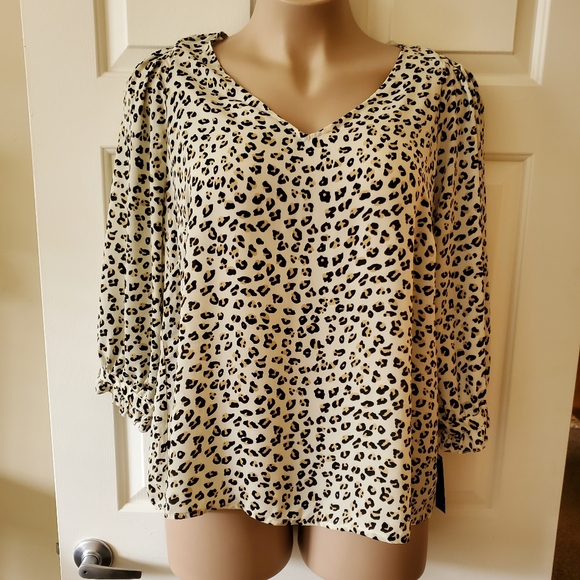 Zac & Rachel Tops - Zac & Rachel Woman Animal Print Blouse